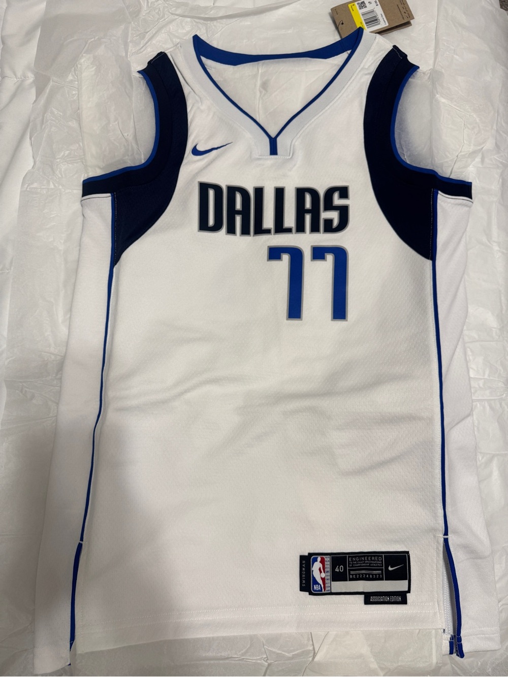Luka Dallas Mavs Jersey - Men’s Small